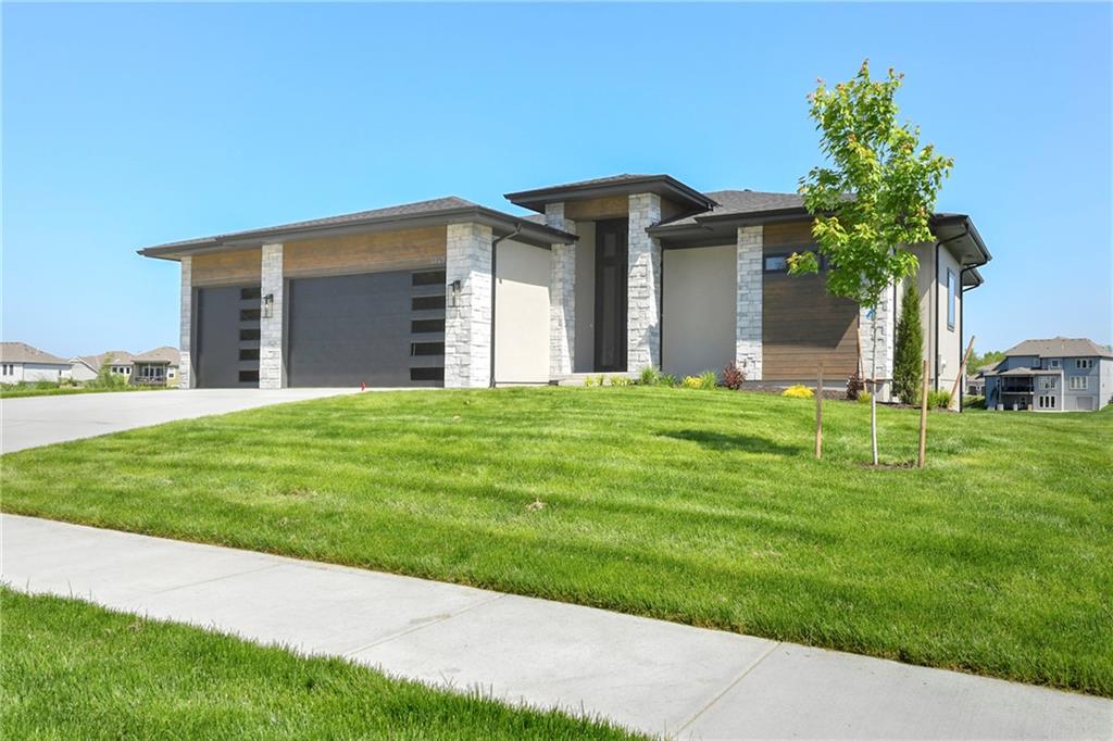 3929 SW Flintrock Drive