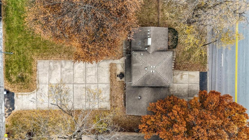 4411 Sterling Avenue