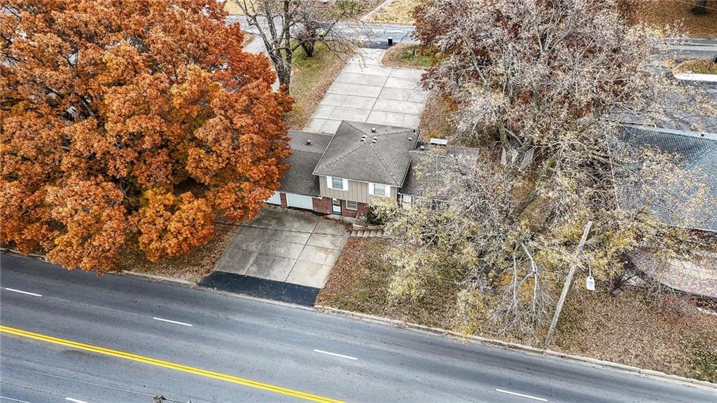 4411 Sterling Avenue