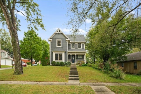 Photo of 409 E Shawnee Street, Paola, KS 66071 (MLS # 2647558)