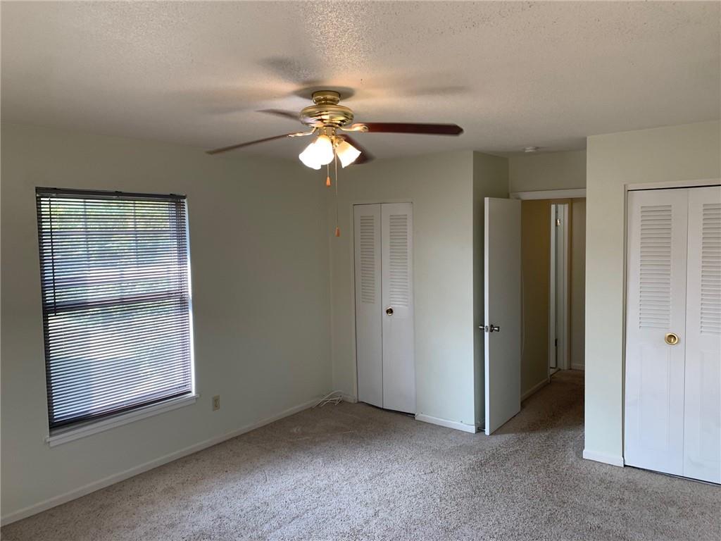 8604 Countryshire Lane