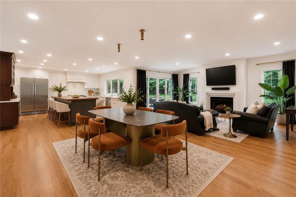 2832 W 91st Street