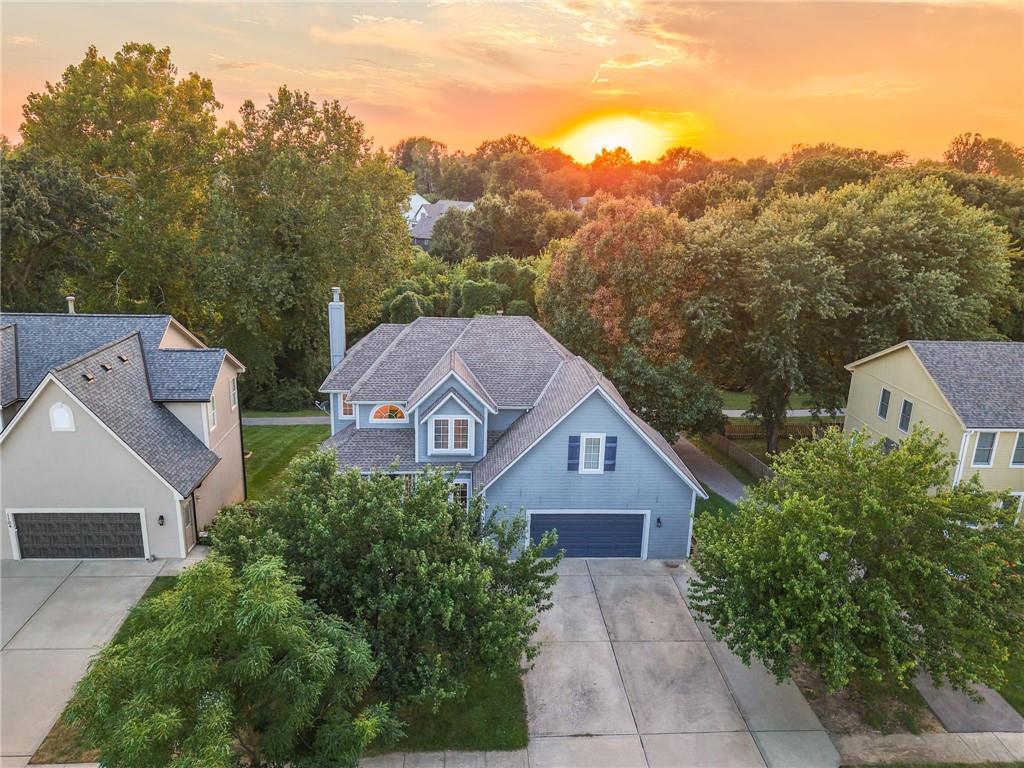 Photo of 1100 Silverleaf Lane, Liberty, MO 64068 (MLS # 2644318)