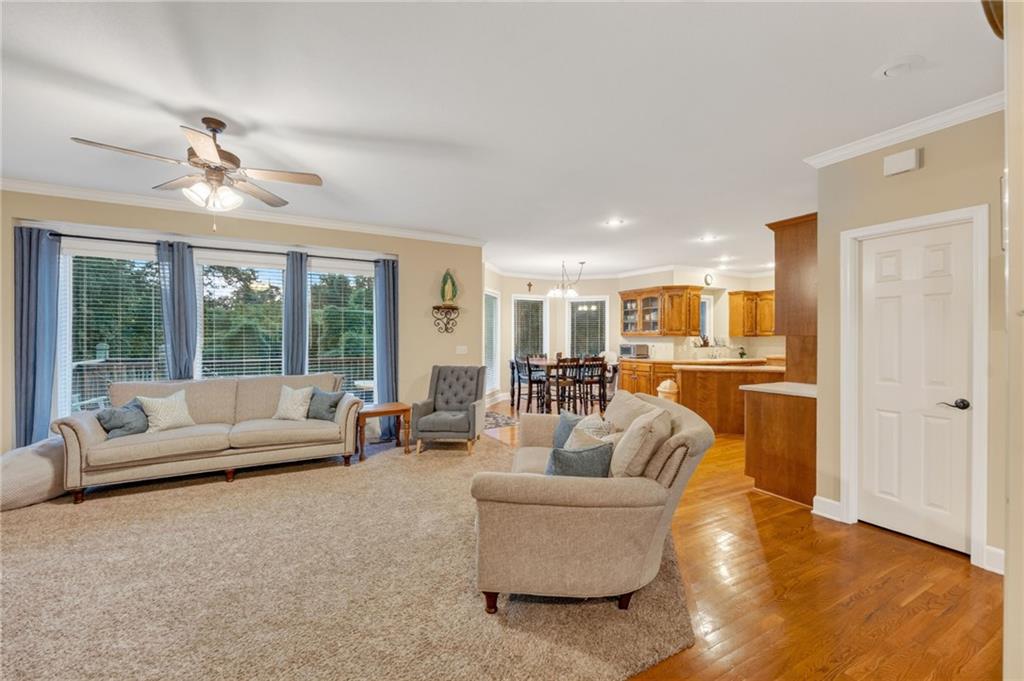 Photo of 1100 Silverleaf Lane, Liberty, MO 64068 (MLS # 2644318)