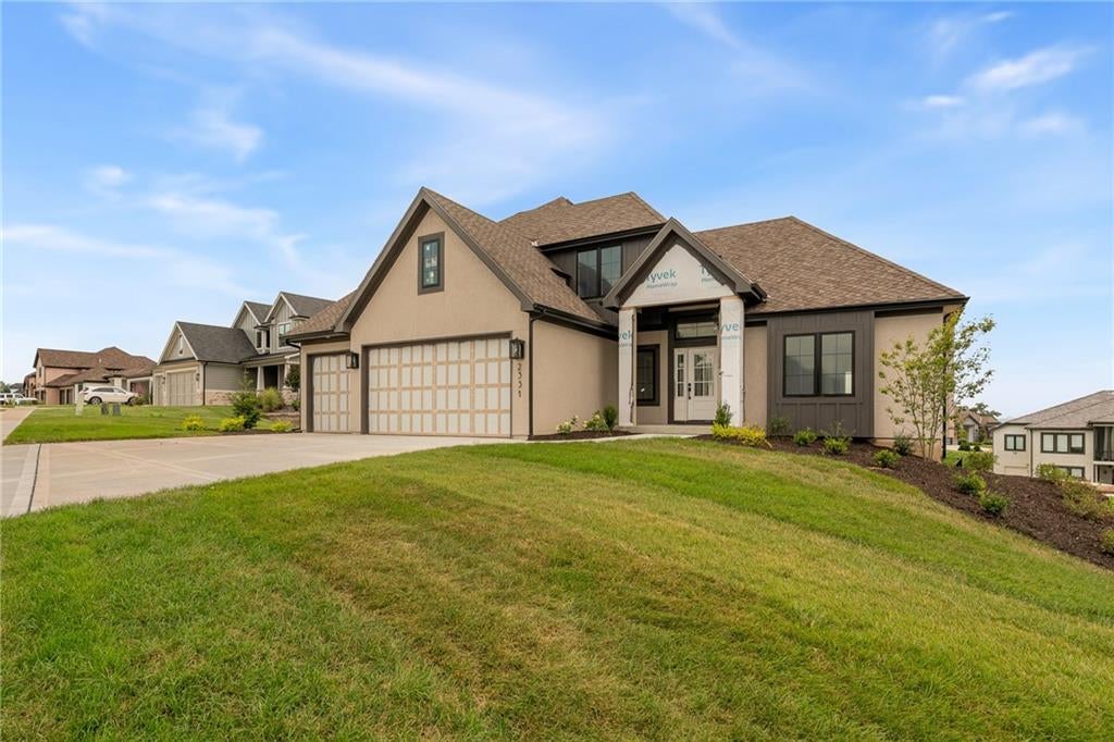 2331 NW Palisades Drive