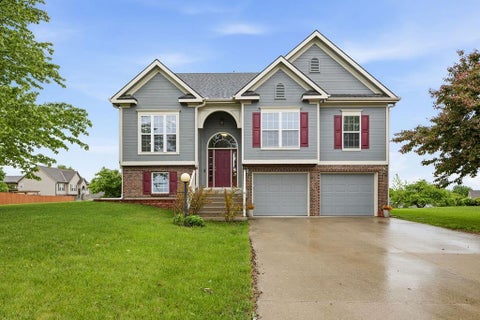 Photo of 502 Alexandria Court, Gower, MO 64454 (MLS # 2618127)