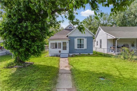 Photo of 805 Price Boulevard, Atchison, KS 66002 (MLS # 2619270)