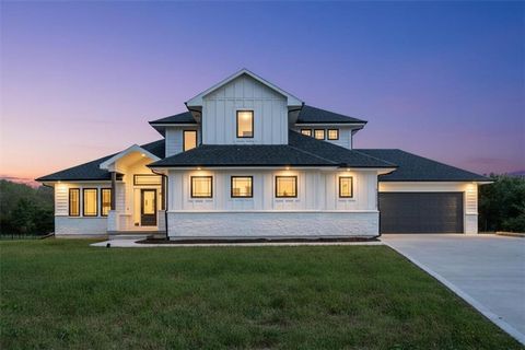 13311 Woodland Ranch Drive Lone Jack MO 64086