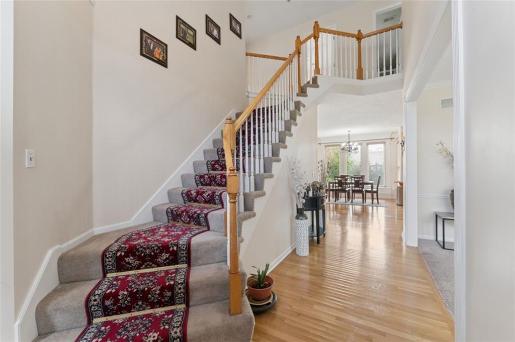 7233 Cottonwood Drive