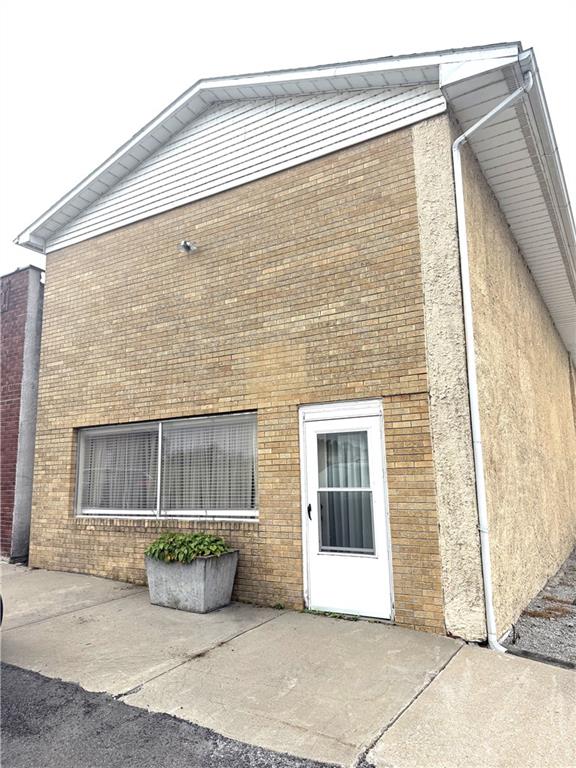 108 E Kelling Ave, Waverly, MO 64096