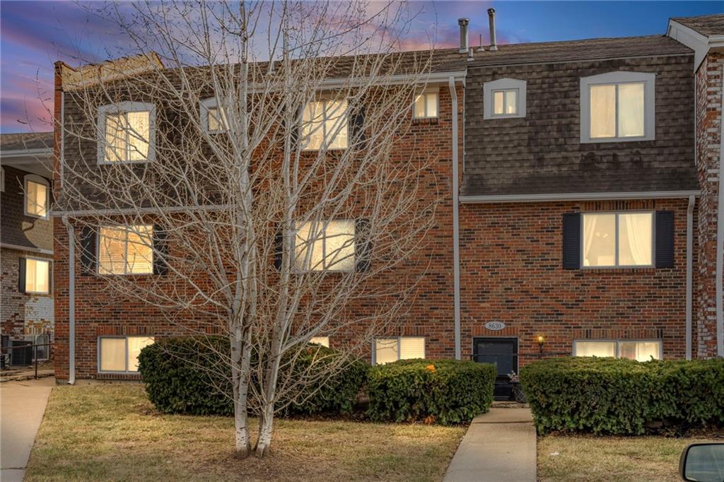 8630 W 85TH Street