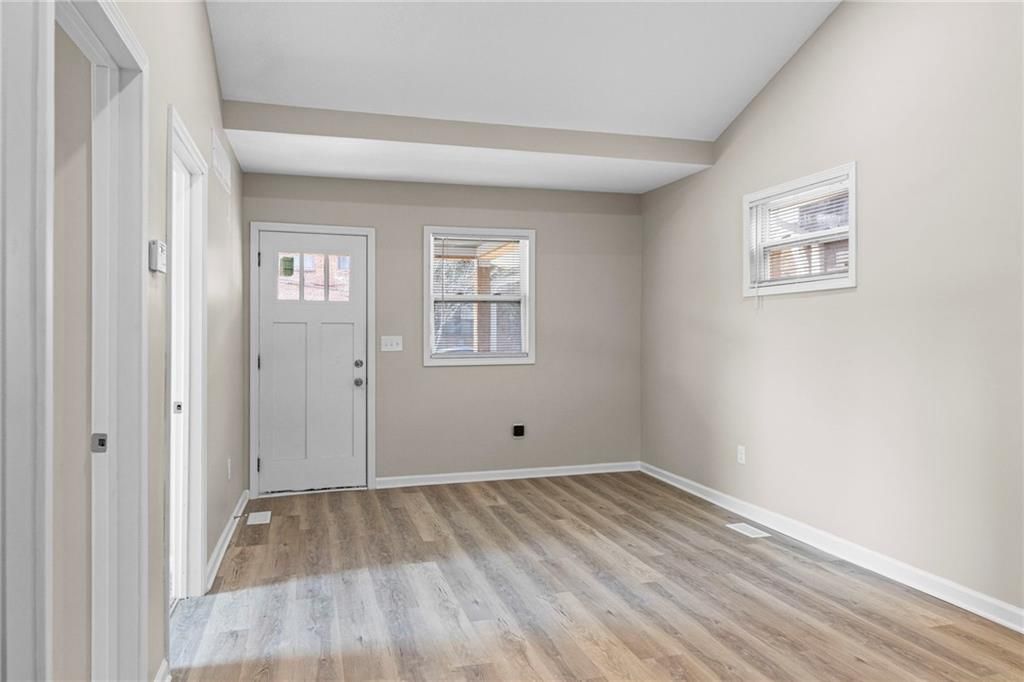 Photo of 4517 Jarboe Street, Kansas City, MO 64111 (MLS # 2607865)