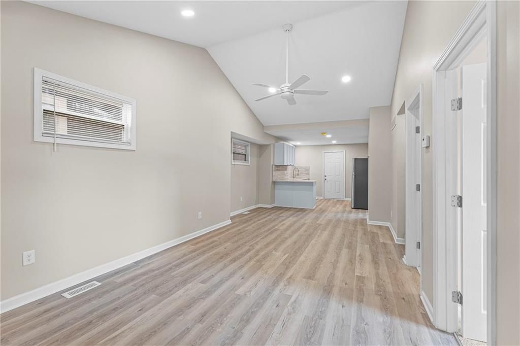 Photo of 4517 Jarboe Street, Kansas City, MO 64111 (MLS # 2607865)