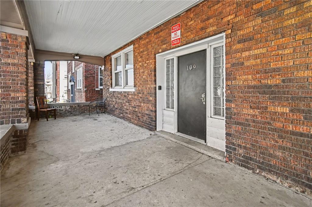 109 E 40th Street
