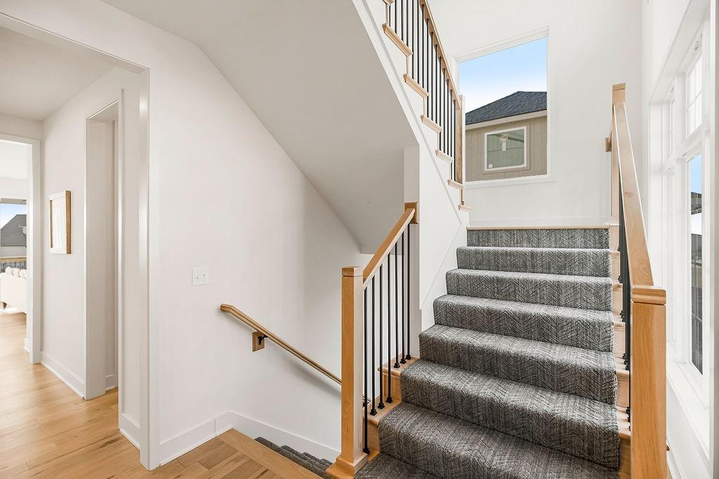 16433 S Penrose Lane