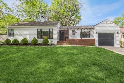 2114 W 71st Street, Prairie Village, KS 66208 - #: 2539699