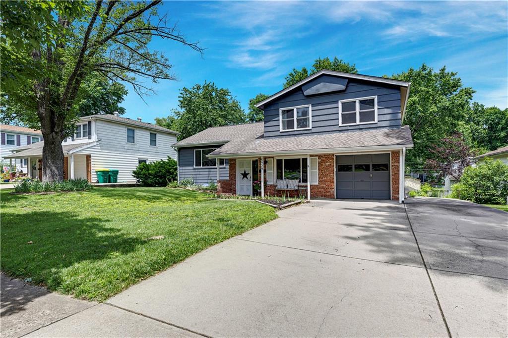 8929 Grandview Drive