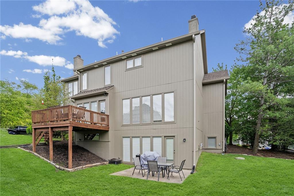 8011 Parkview Drive