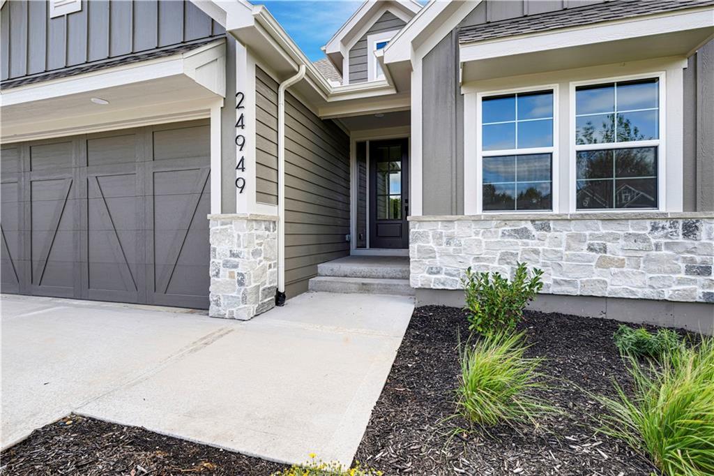 24949 W 98th Place