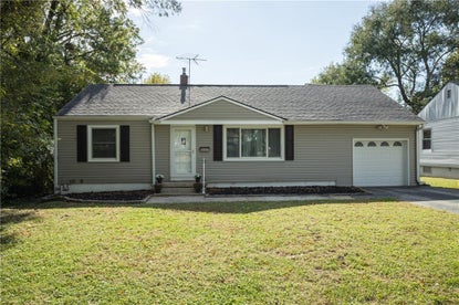 10001 E 34th St S – Investment Home
