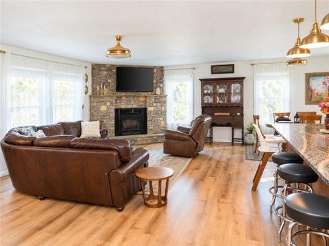 Photo of 14090 Walker Road, Kansas City, MO 64163 (MLS # 2648433)