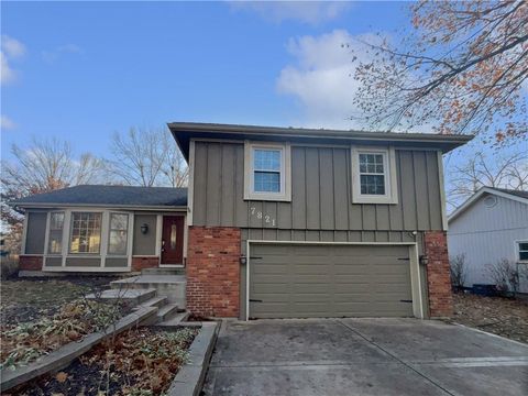 7821 N Overland Drive Kansas City MO 64151