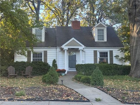 3007 W 51st Terrace Westwood KS 66205