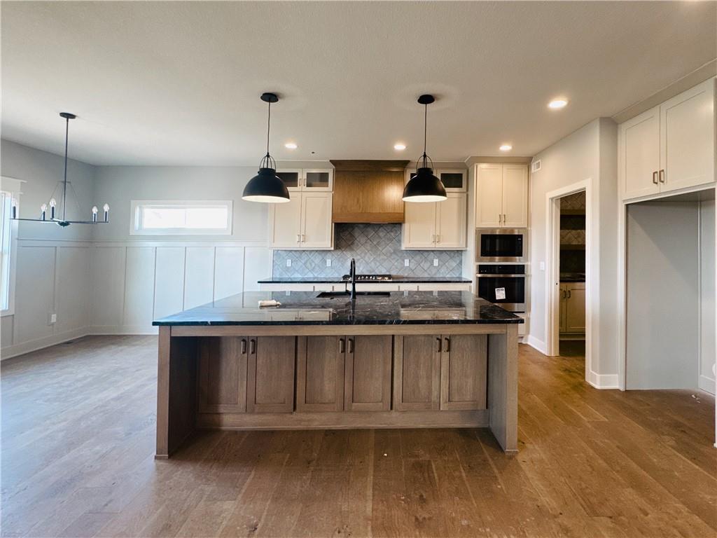 12770 NW Larkspur Lane