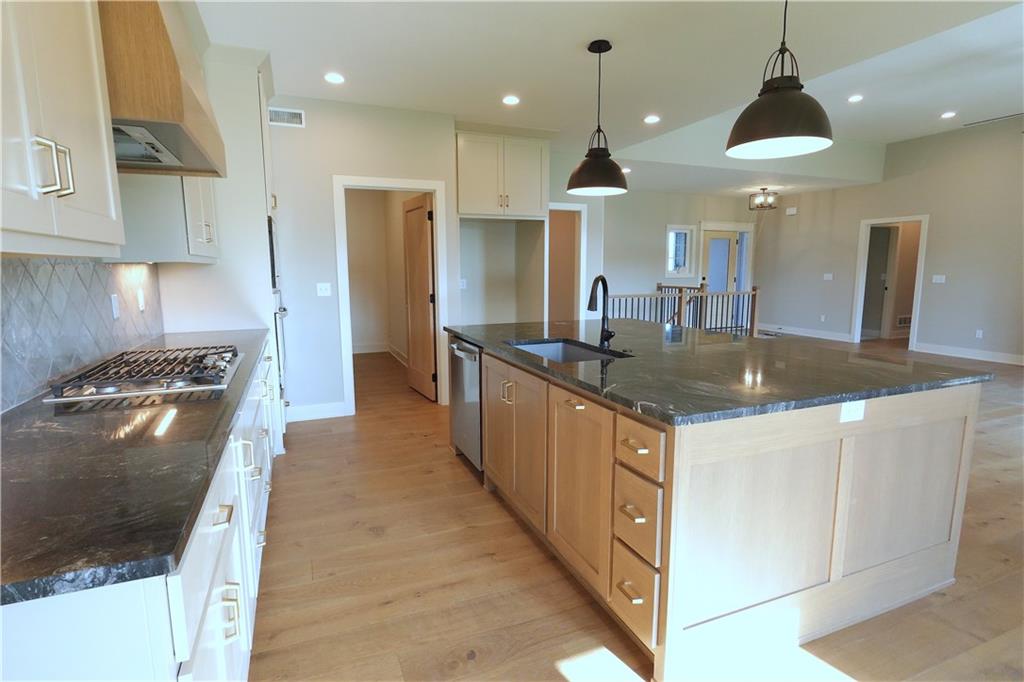 12770 NW Larkspur Lane