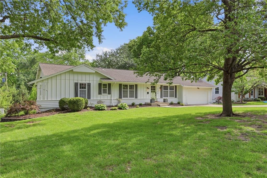 2309 W 104th Street
