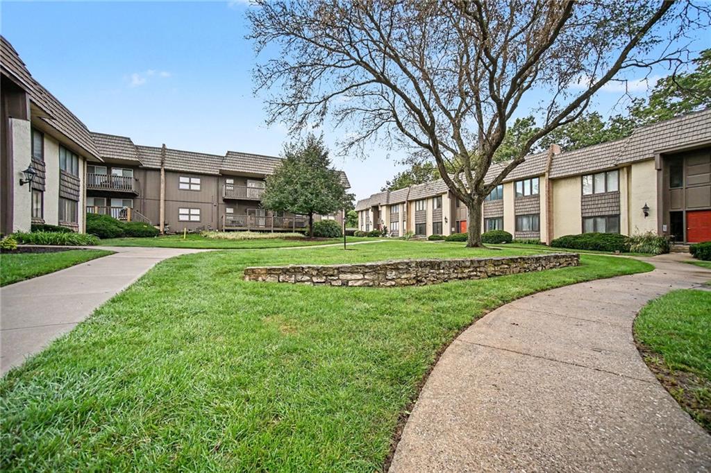 474 W 104th Street A