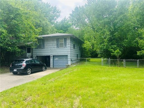 10601 E 33rd Terrace S Independence MO 64052