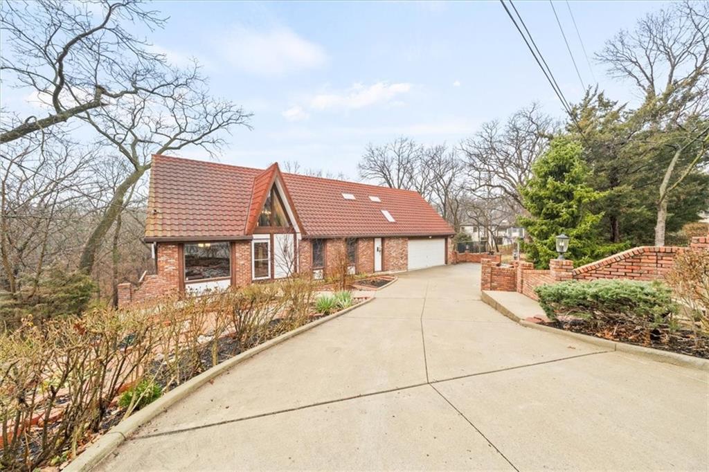 4710 Monrovia Street