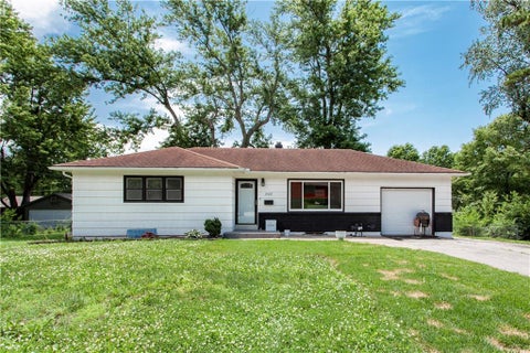 2522 Queen Ridge Drive, Independence, MO 64055 - #: 2622645