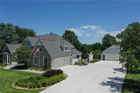 7025 MIZE Road Shawnee KS 66227