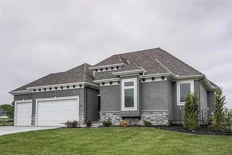 10008 N Revere Court Kansas City MO 64154