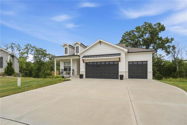 4500 NW 49TH CT, RIVERSIDE, MO 64150 - Image a3cb96cf6aceb368ee2661a55601fd2e/3463594441