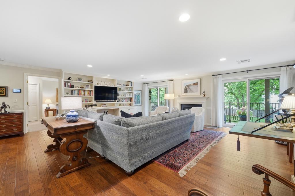 7223 Mission Road 104