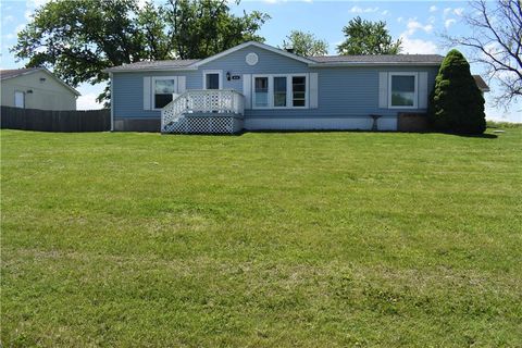 Photo of 424 Leidy Street, Cosby, MO 64436 (MLS # 2617844)