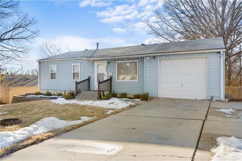 9220 McKinley Street, Kansas City, MO 64138 - #: 2592149