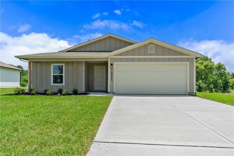 Photo of 20246 W 195th Street, Spring Hill, KS 66083 (MLS # 2636269)