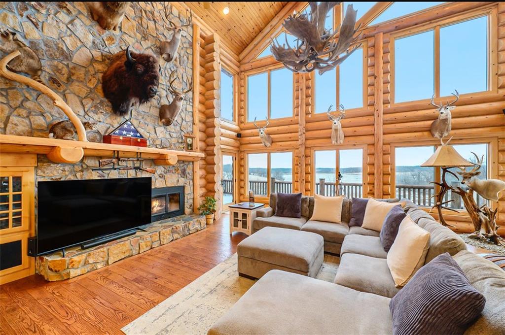 34088 W 160th Street