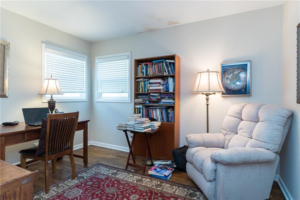 Overland Park, Kansas 66204, United States, 3 Bedrooms Bedrooms, ,1 BathroomBathrooms,Residential,Pending,107968