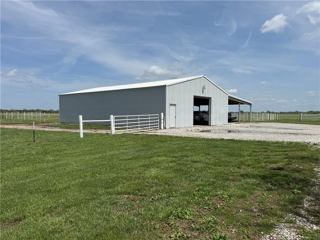 22176 E 1100th Road