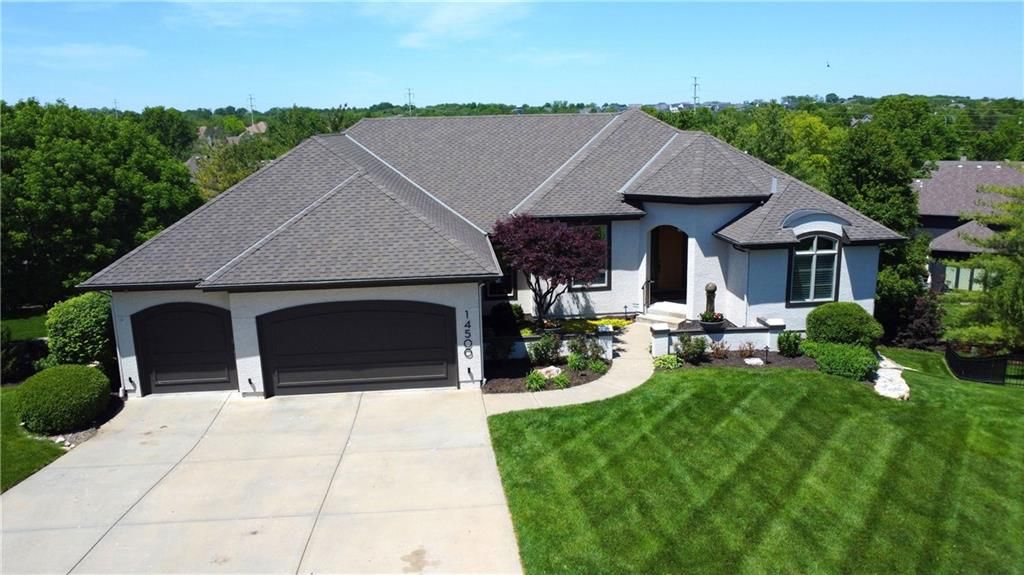 Photo of 14500 Farley Street, Overland Park, KS 66221 (MLS # 2618466)
