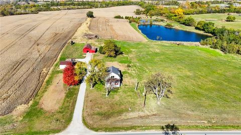 Photo of 18712 K-16 Highway, McLouth, KS 66054 (MLS # 2586455)