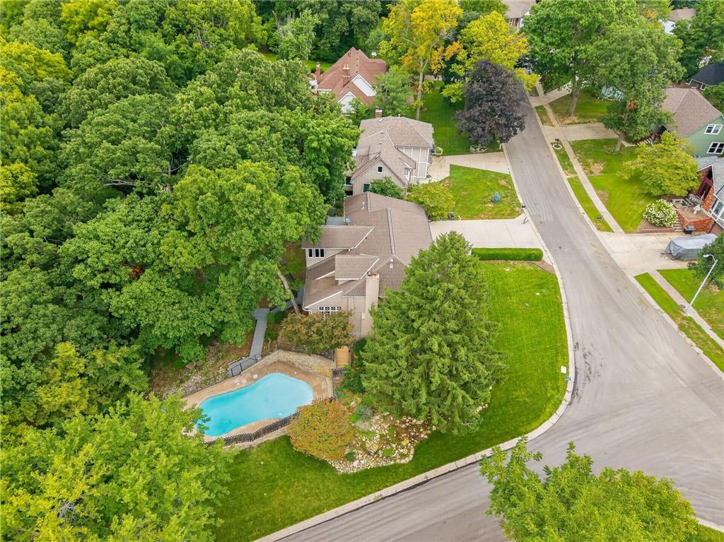 1340 Camelot Drive