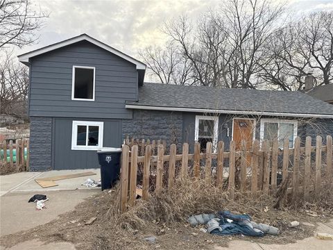 3840 Askew Avenue, Kansas City, MO 64128 - #: 2548088