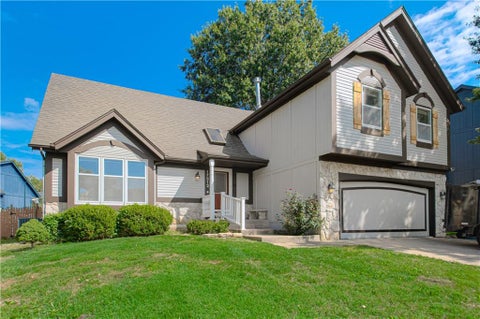 Photo of 17512 113th Street, Olathe, KS 66061 (MLS # 2644418)