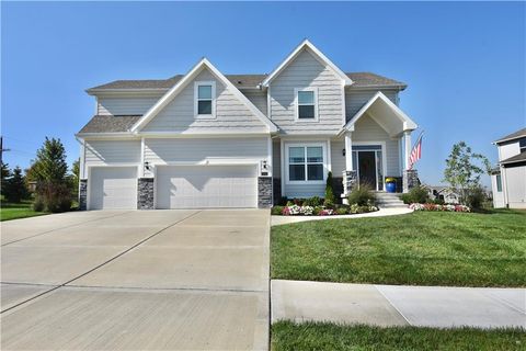 7604 N Donnelly Avenue Kansas City MO 64158